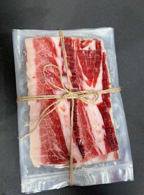 Bandeja Loncheada cebo cortada a cuchillo